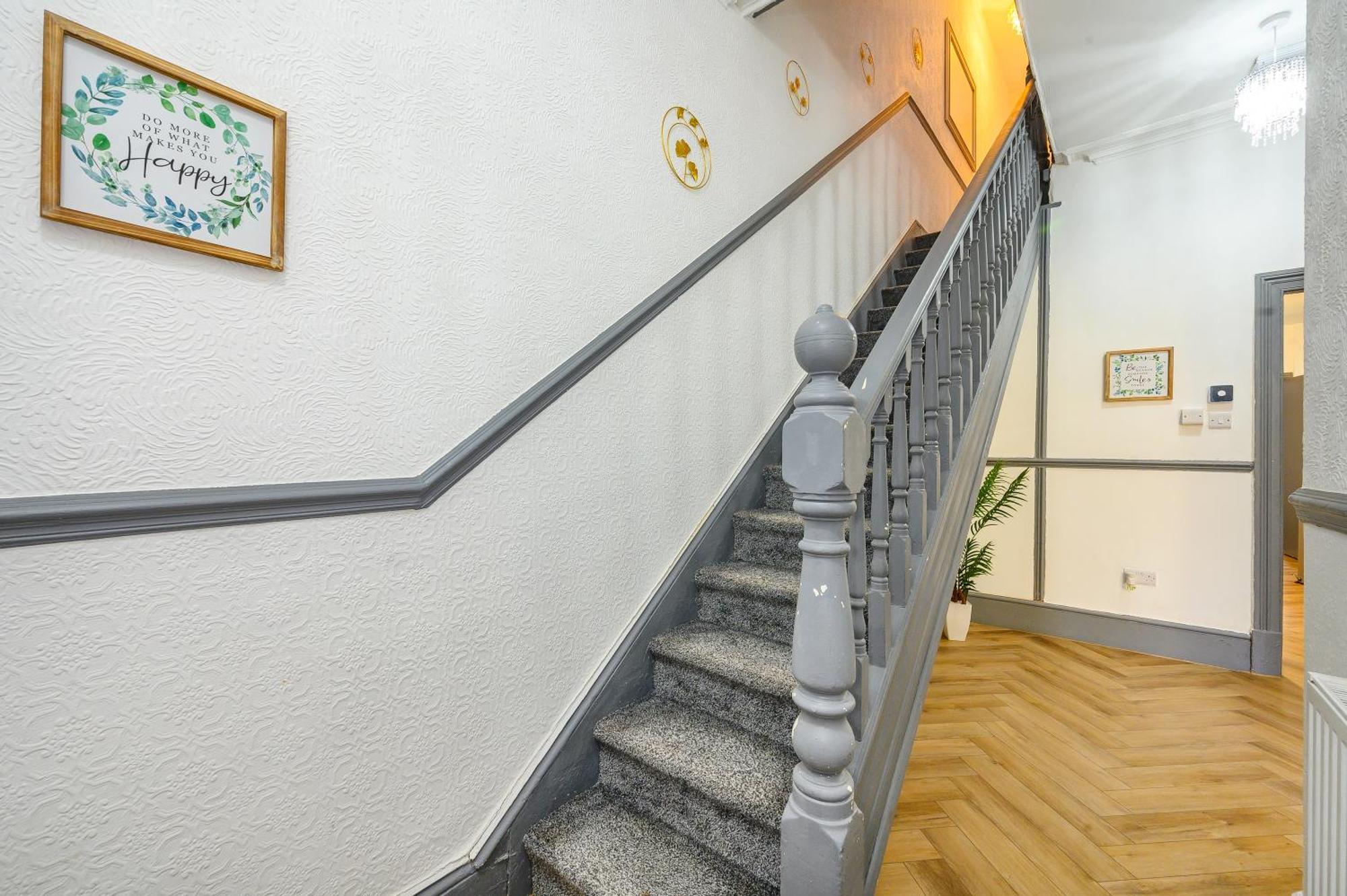 -Rf7H- For Your Relaxed & Cosy Free Parking Лідс Екстер'єр фото